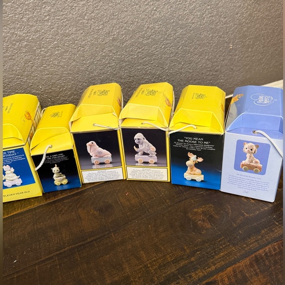 Precious Moments Birthday Train Years 1-16 - Picture 3 of 13